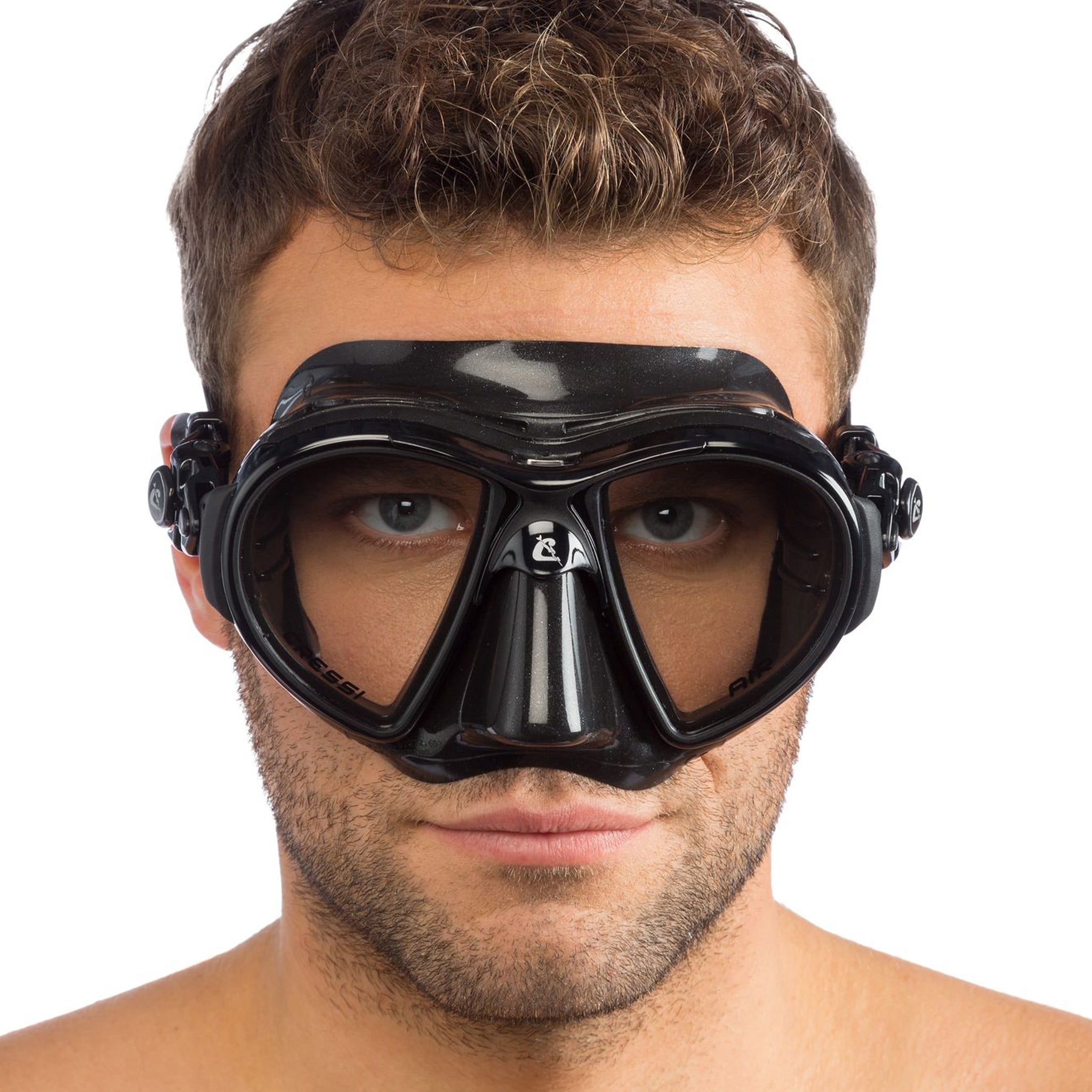 Cressi Air Black Diving Mask | Black/Black Modelled showing front view
