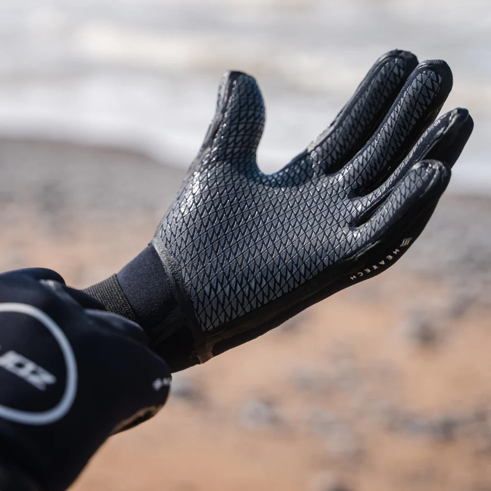 Zone3 Neoprene Heat-Tech Warmth Swim Gloves
