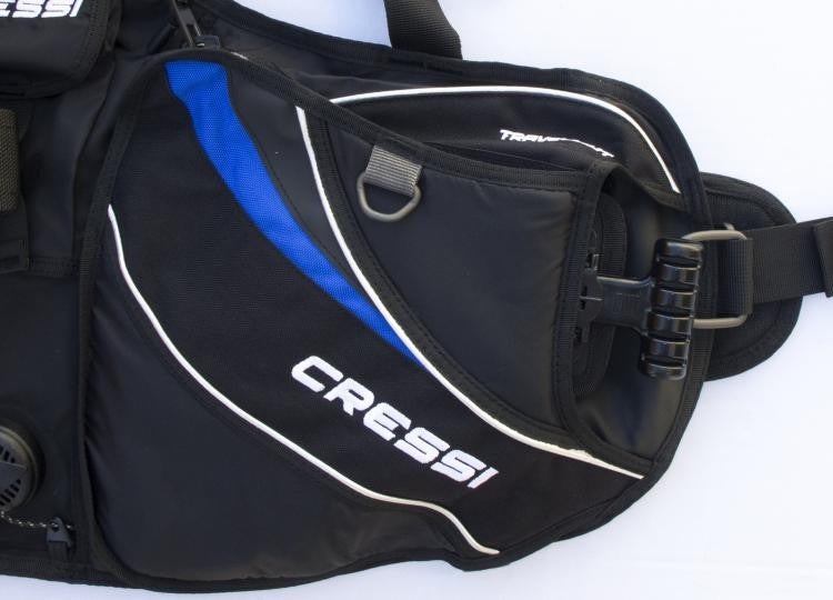 Cressi Travelight BCD | Side & Weight Pocket Detail 