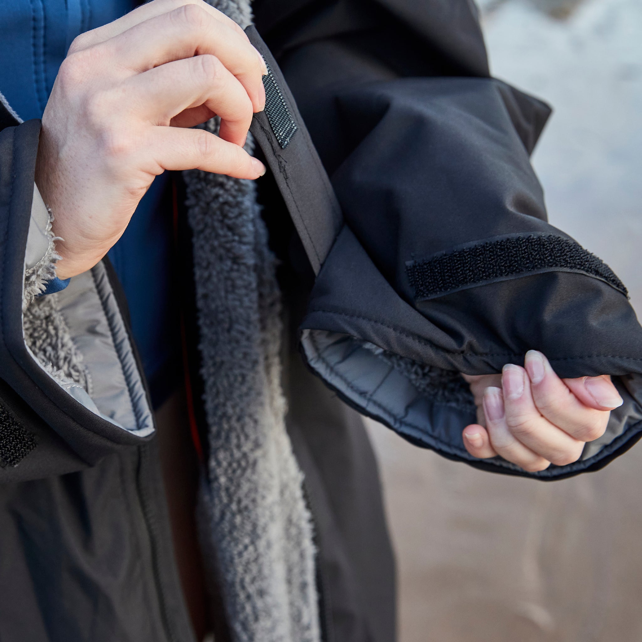 Zone3 Heat Tech Recycled Change Robe Parka Cuff Detail