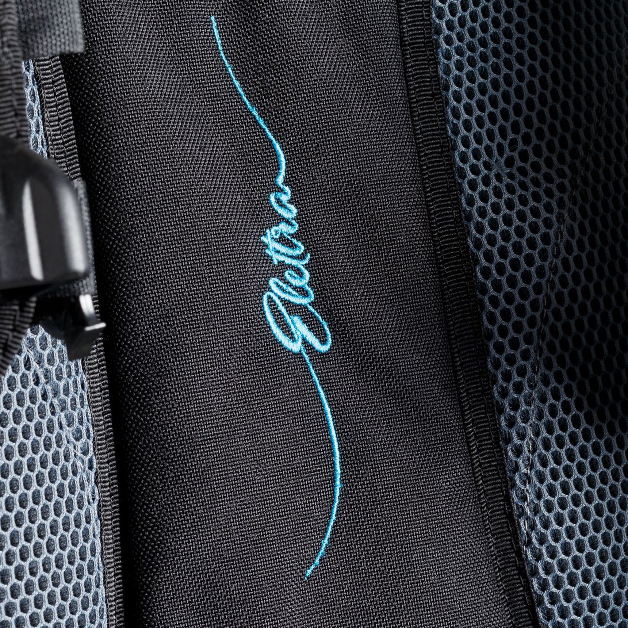 Cressi Elettra Womens' BCD | Padded Back Detail