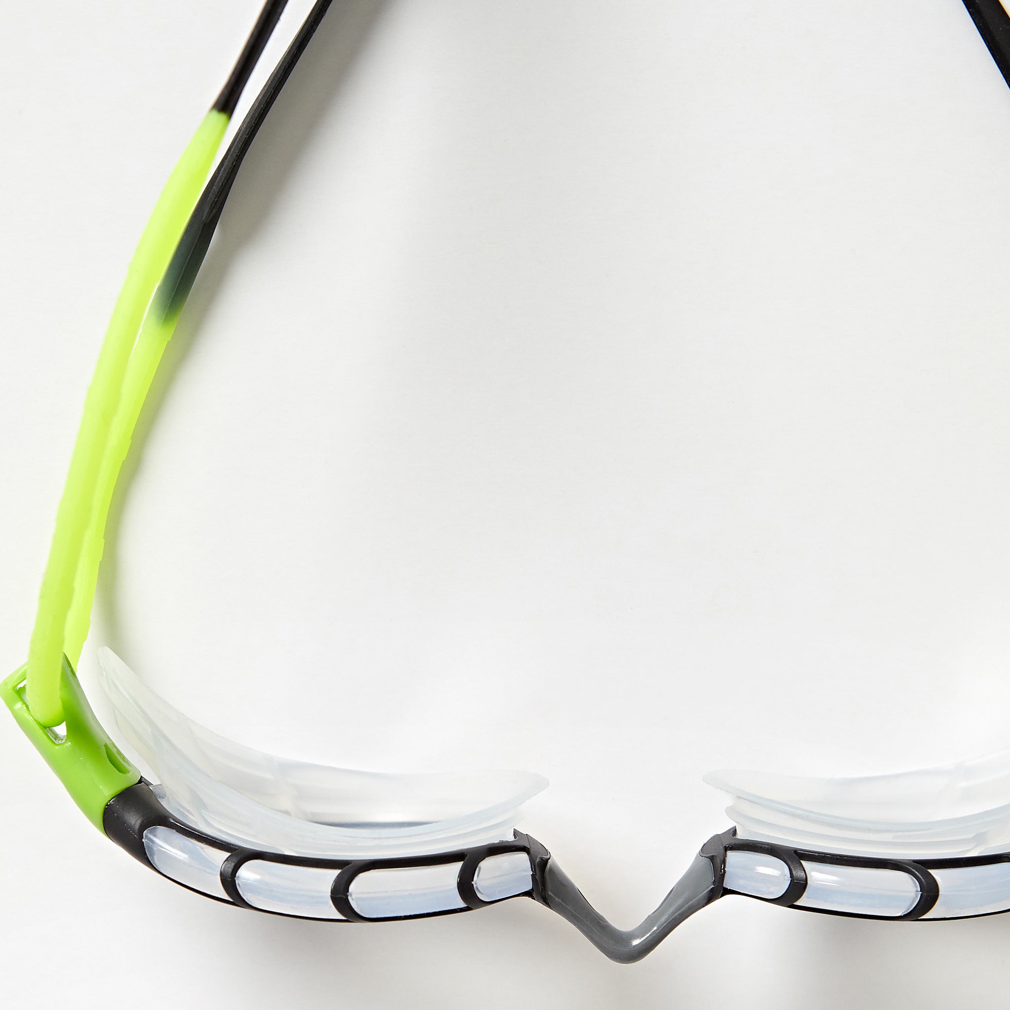 Zoggs Predator Small Profile Fit Clear Lens | Top Detail