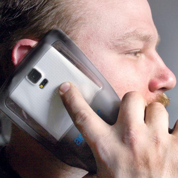 Aquapac Waterproof Phone Dry Case talk and take pictures as normal