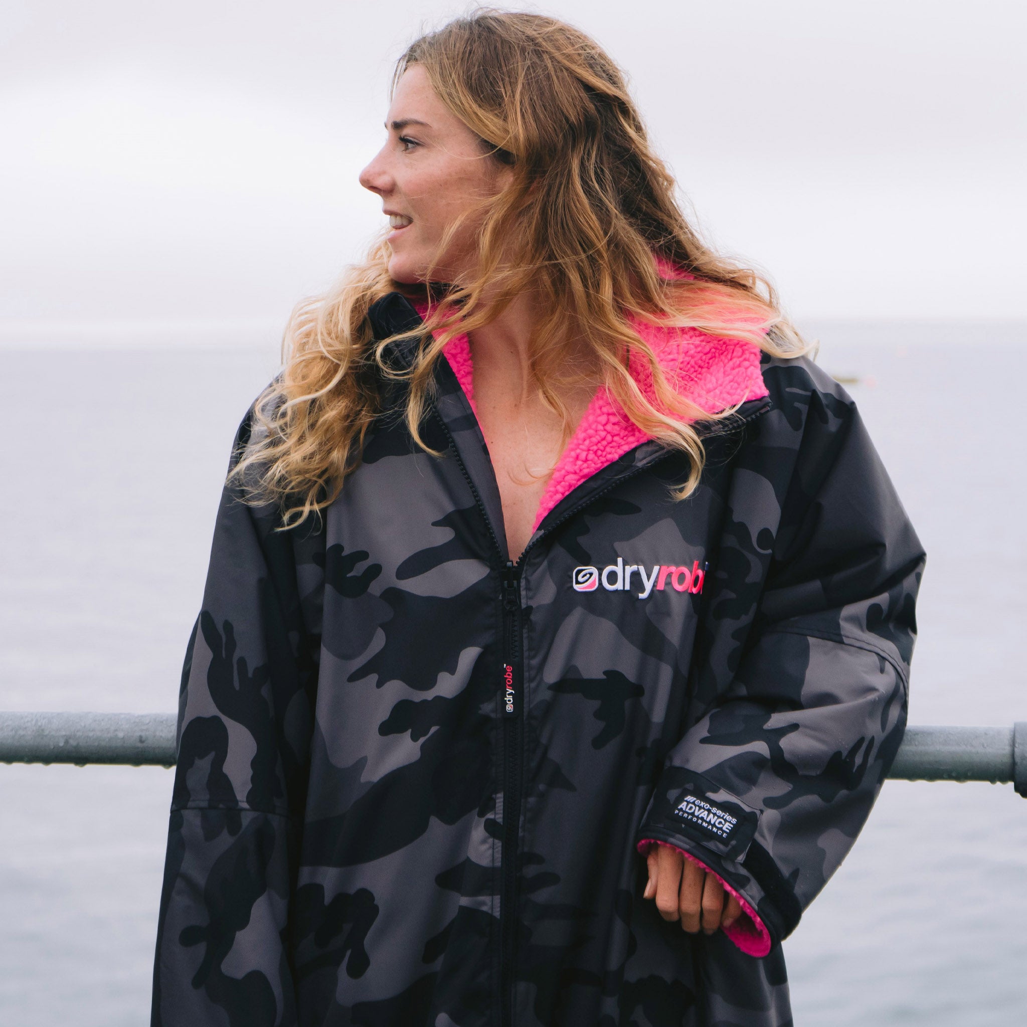 dryrobe Advance Long Sleeve Black Camo Hot Pink | Front