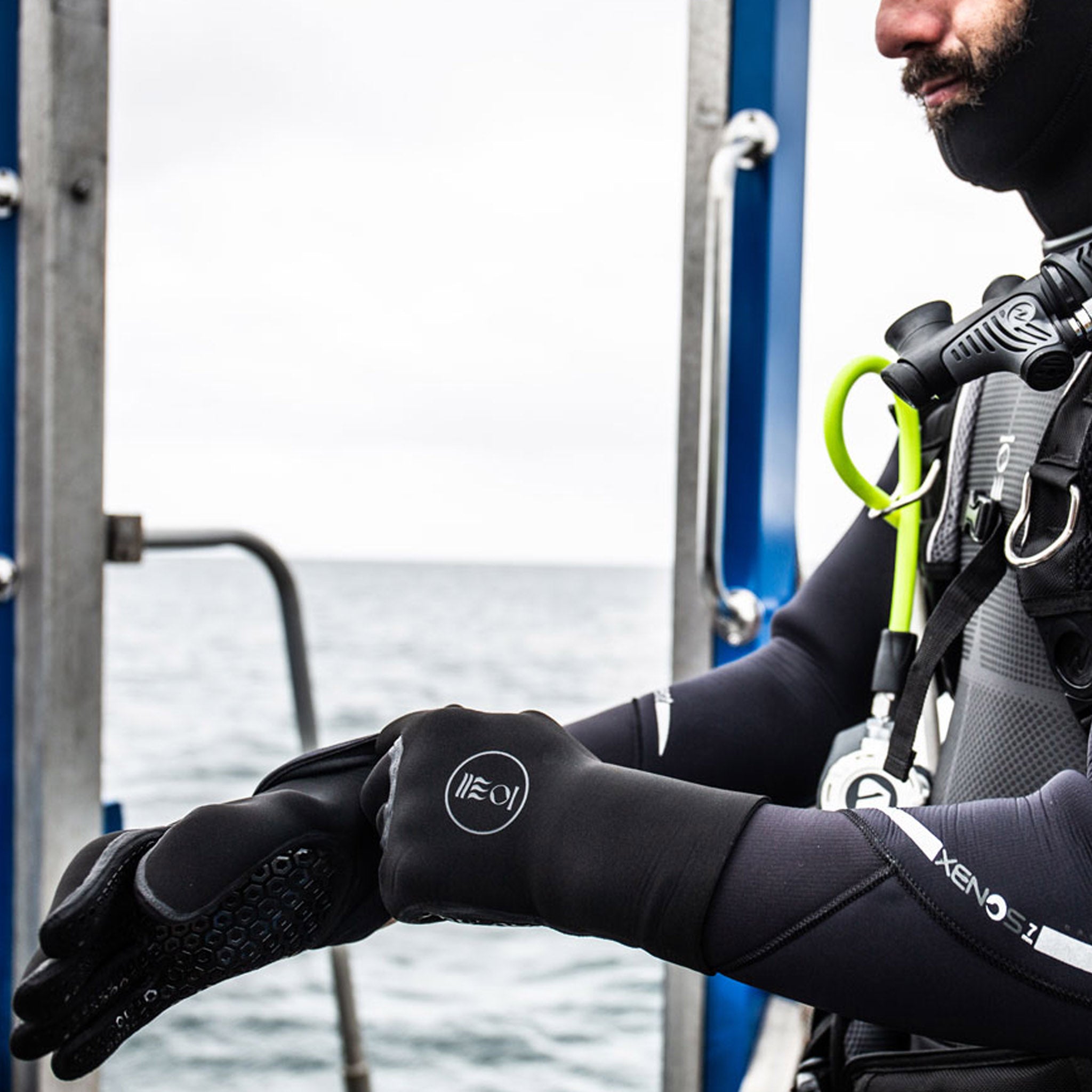 Fourth Element 3mm Neoprene Dive Gloves Lifestyle