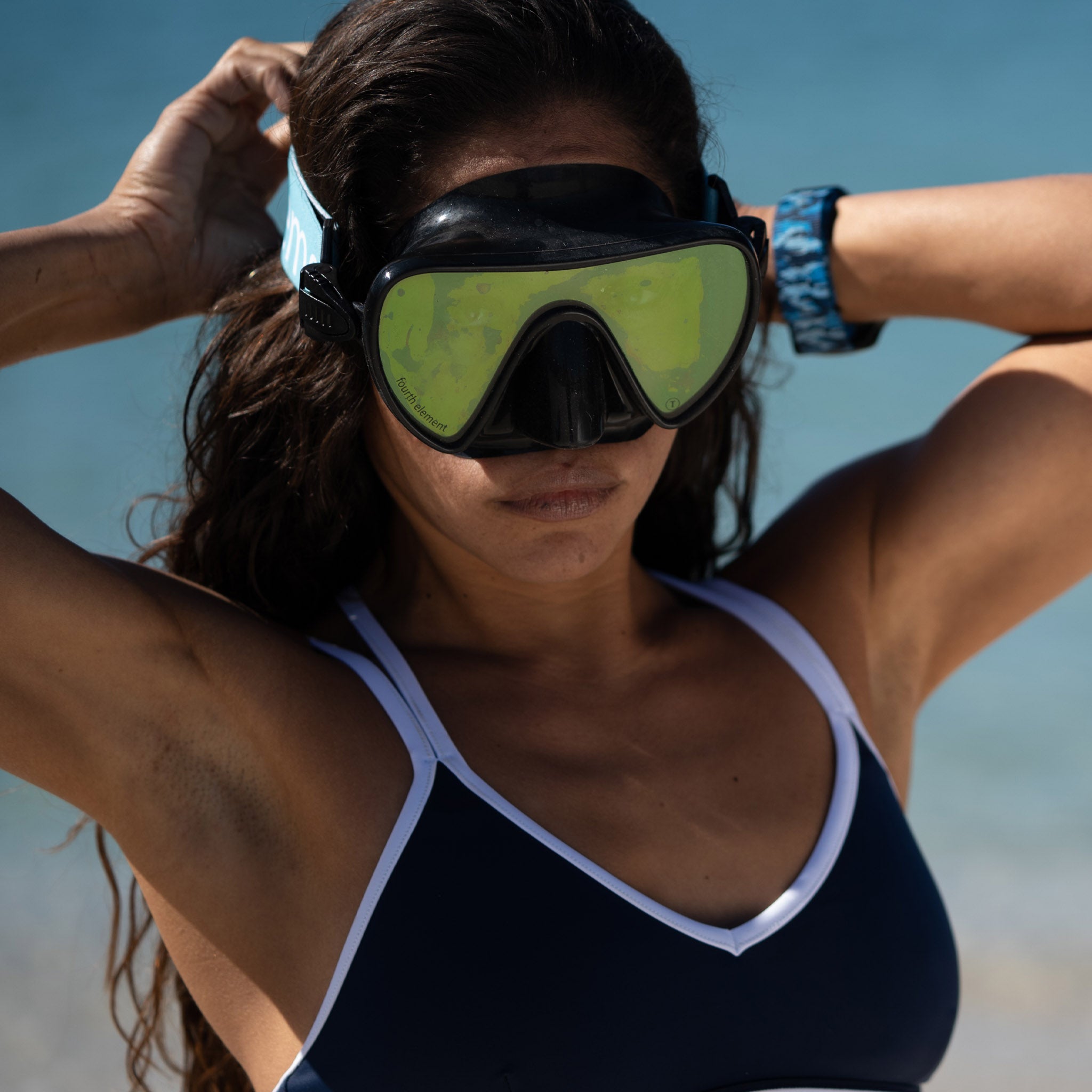 Fourth Element Scout Mask - Black Worn with the optional Fourth Element Aqua Mask Strap