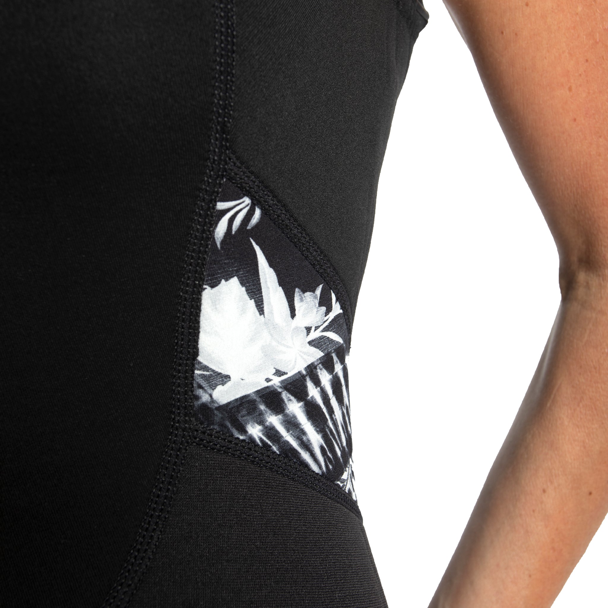 Gul Response 3/2mm Women's LongJane Wetsuit | Side Detail